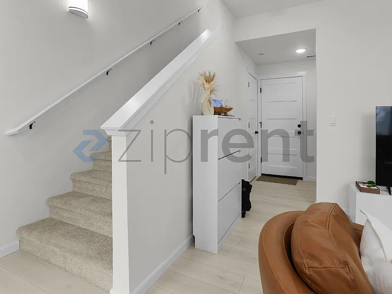 12751 121st Street Ct E — Photo 4