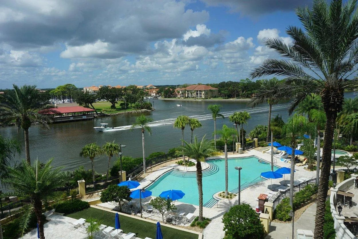 2 bed, 1600 sqft, $3,250 — Photo 2