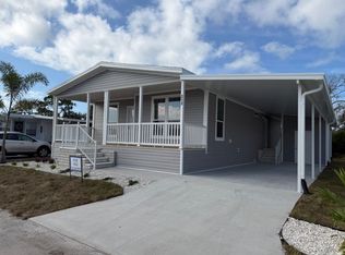 310 8th St, Nokomis, FL 34275