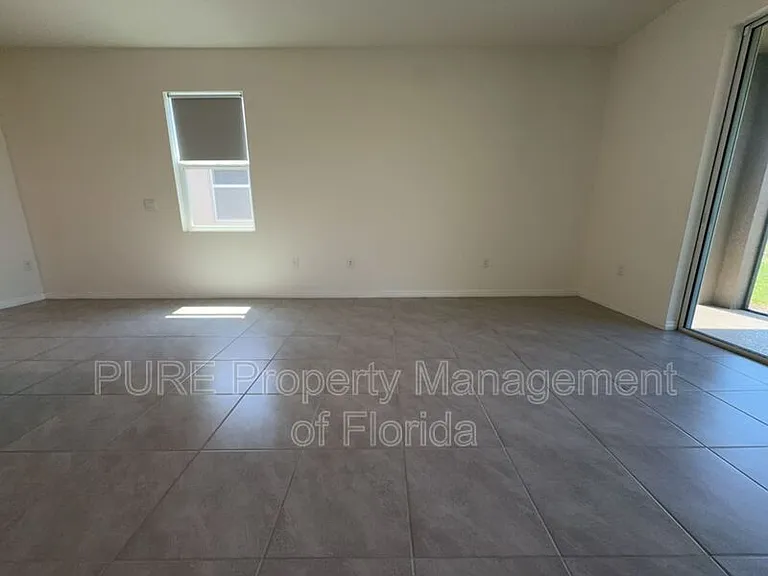 5416 NW 46th Lane Rd — Photo 11