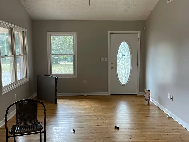 1524 McGee Rd — Photo 3
