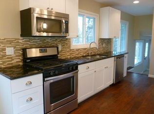 W269S3690 Merrill Hills Rd, Waukesha, WI 53189