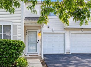 141 Heather Glen Dr #141, Aurora, IL 60504