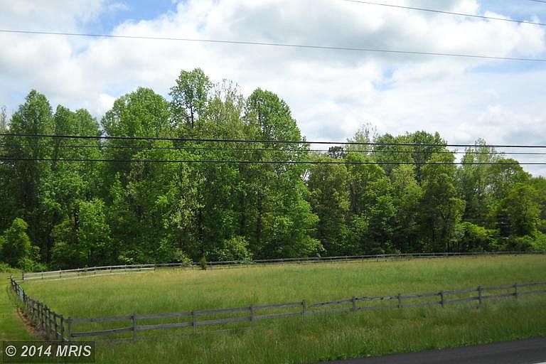 2nd image of 2551 Plum Point Rd