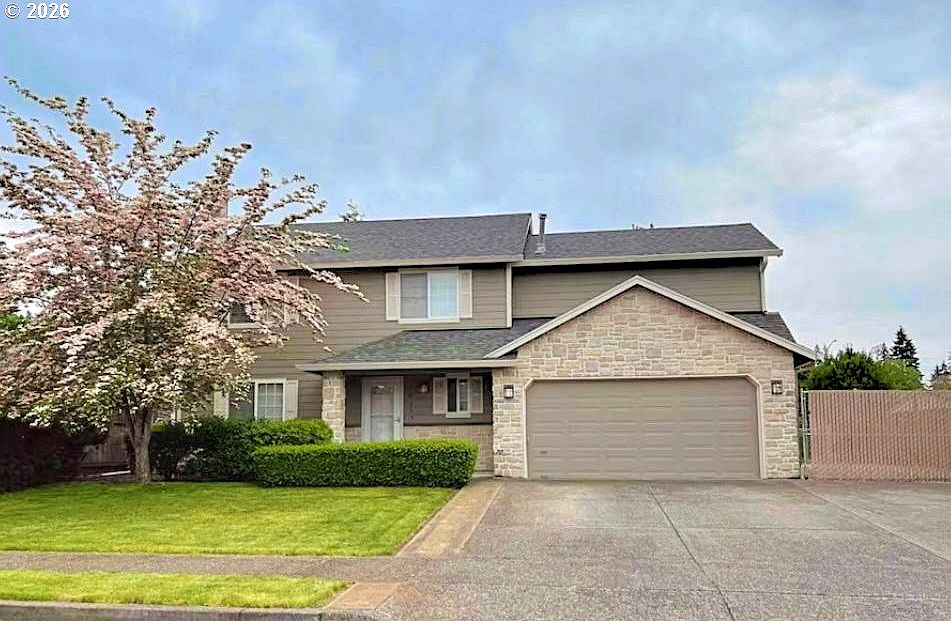 1st image of 10205 NE 69th St
