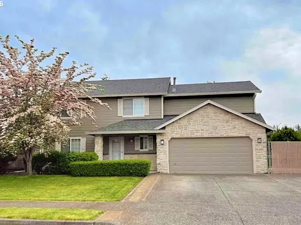 10205 NE 69th St, Vancouver, WA 98662