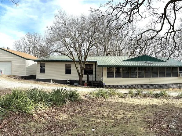 22813 Whippoorwill Trl, Wheatland, MO 65779