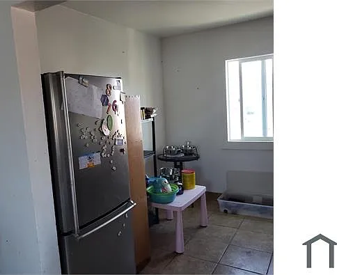 8102 Compton Ave — Photo 3