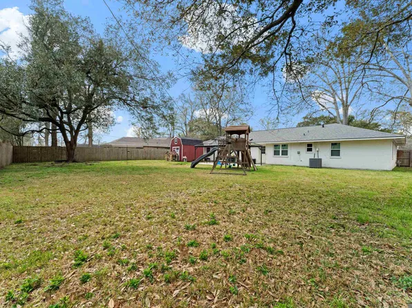 375 Sherwood Forest Blvd, Baton Rouge, LA 70815