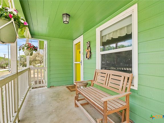 3rd image of 1035 Madeline St