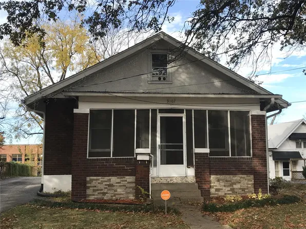 9107 Delphine Ave, Saint Louis, MO 63114
