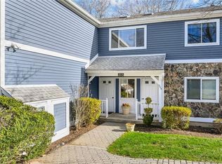 205 Windgate Cir #C, Monroe, CT 06468