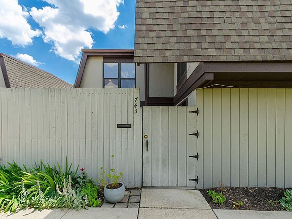 2nd image of 743 Worthington Forest Pl