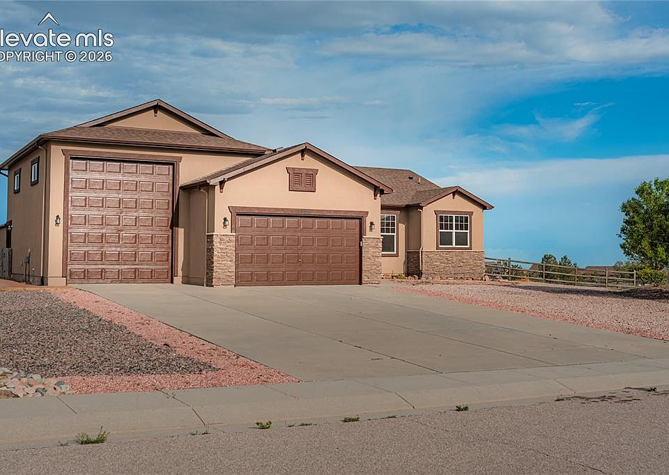 1st image of 11824 Black Hills Dr