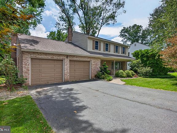 2nd image of 1420 Wynnewood Dr