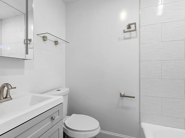 56 S Highland Ave #D1 — Photo 14