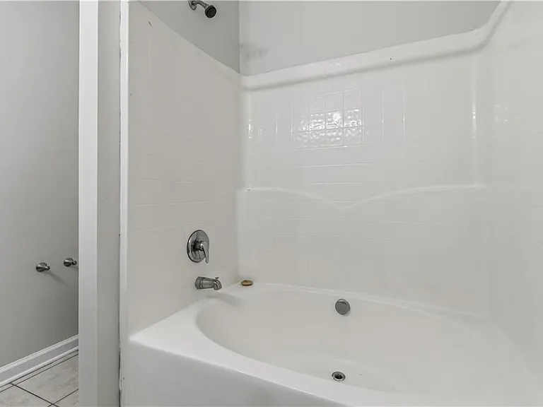 4401 Stone Gate Way — Photo 18
