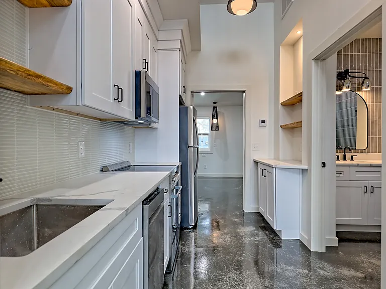 21 Valley St #2 — Photo 4