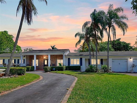 5th image of 8500 SW 70th St