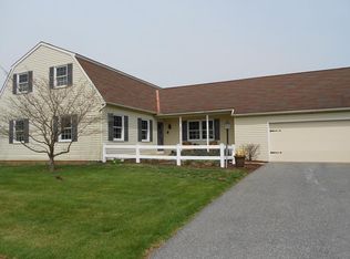209 Beddington Ln, Strasburg, PA 17579
