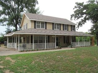 221 County Road 4449, Winnsboro, TX 75494