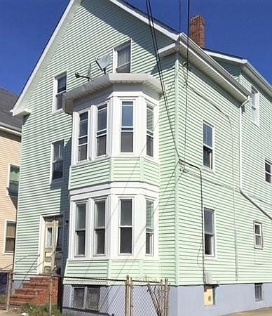 1st image of 15 Bullard St #1