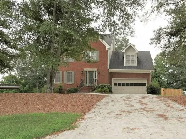 2945 Riverbend Dr, Snellville, GA 30078