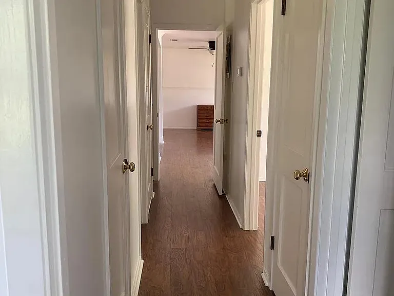 5702 Fairlane Dr — Photo 11