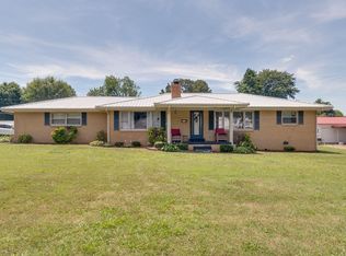 502 W 4th Ave, Hohenwald, TN 38462