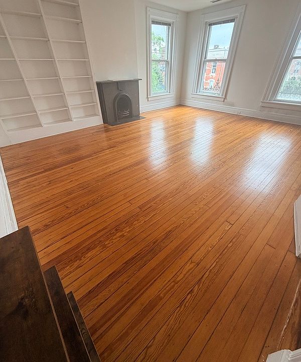 1st image of 500 W Franklin St APT 7