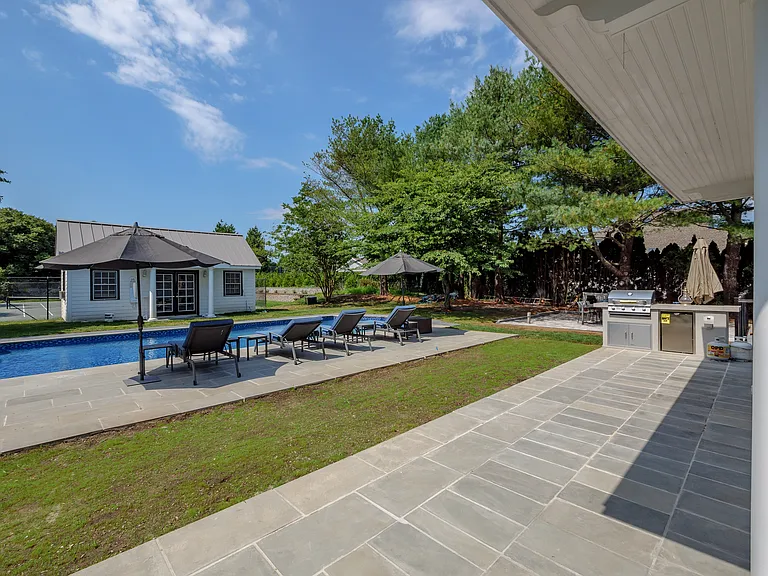131 Flying Point Rd — Photo 39