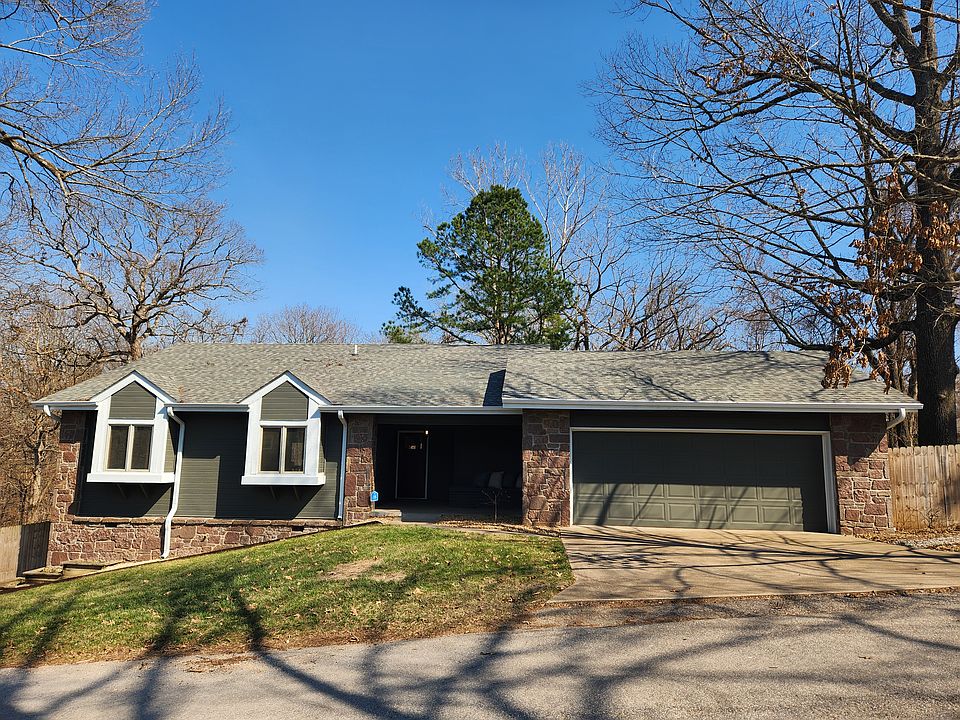 1st image of 2 Marina Cir N