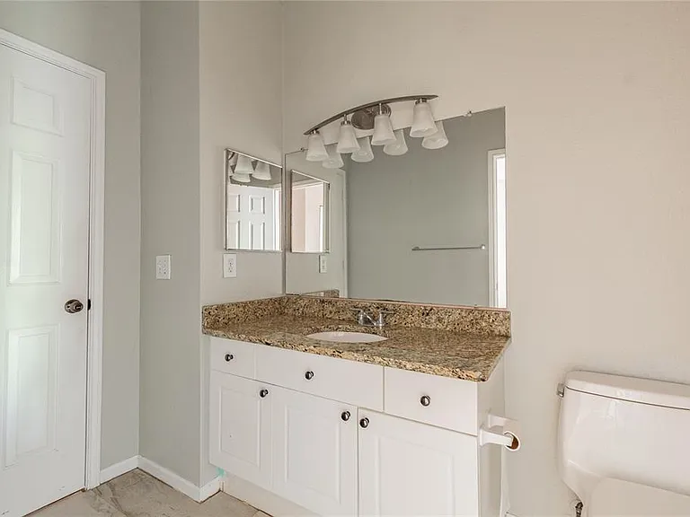 2265 Portofino Pl #21212 — Photo 24