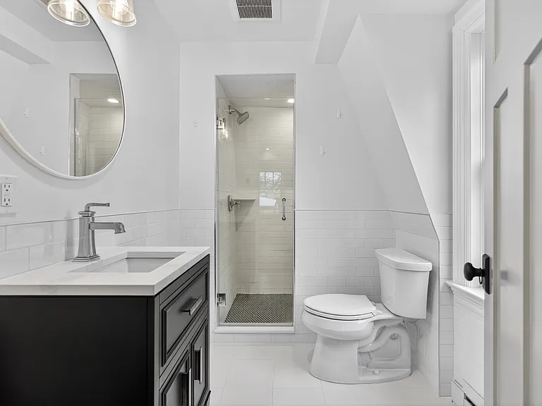 "Wiltshire" Apt 10 @ 3 Park St - 2 BR and 2 1/2 Duplex