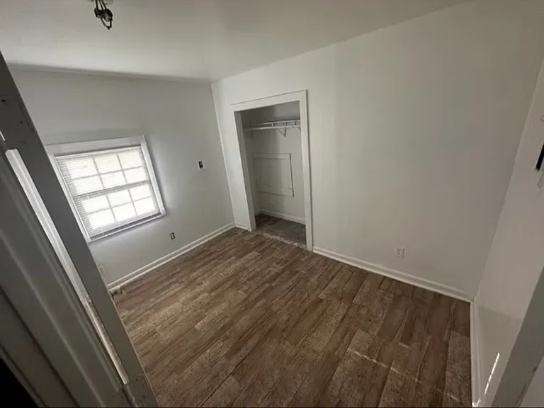 3815 Saint Charles Pl — Photo 1