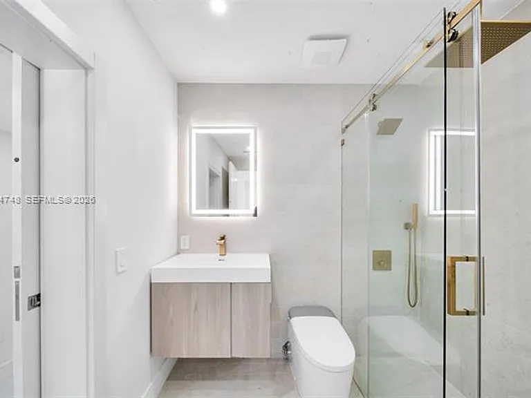 899 NE 71st St #899 — Photo 67