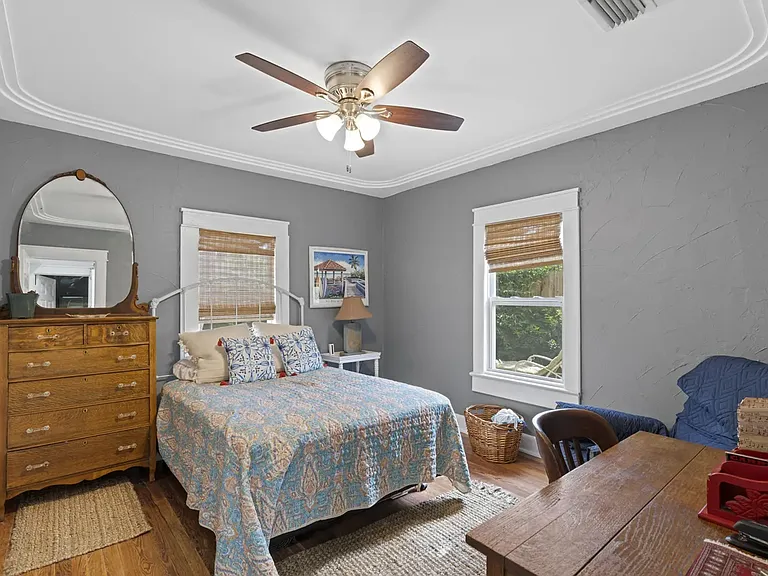 743 Park Pl — Photo 16
