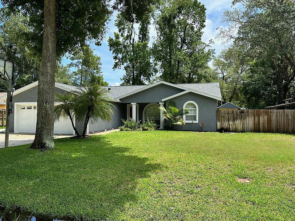 1st image of 1332 Eisenhower Dr