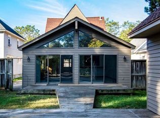 220 S Riverside Dr, Elkhart, IN 46514