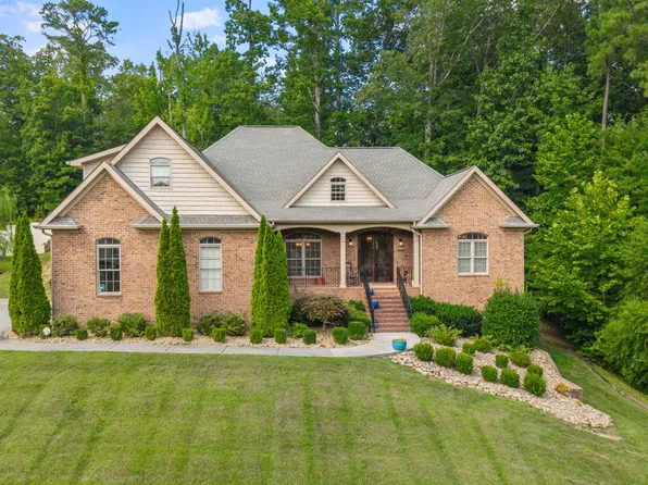 704 Pembridge Cir NW, Cleveland, TN 37312