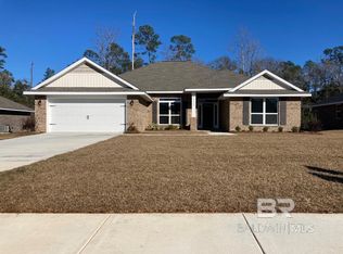 22840 Ridgewood Dr, Robertsdale, AL 36567