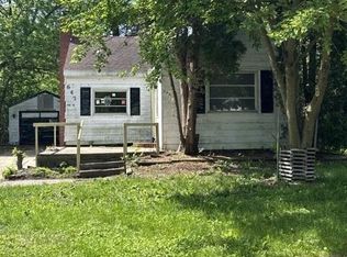 642 Samantha Ave, Lansing, MI 48910
