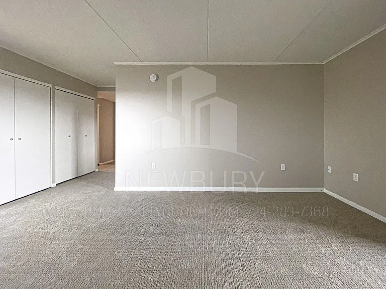 530 N Main Street - The Townhouse. — Photo 86