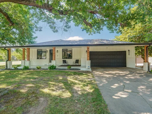 4833 E Park Street, Springfield, MO 65809