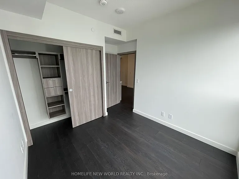 27 McMahon Dr #3001 — Photo 12