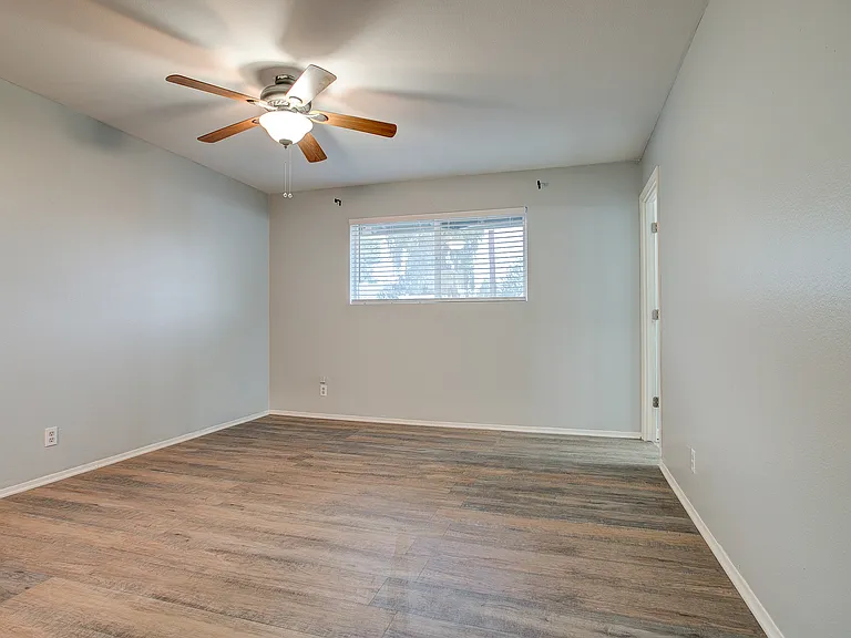 3417 W Marlette Ave — Photo 27