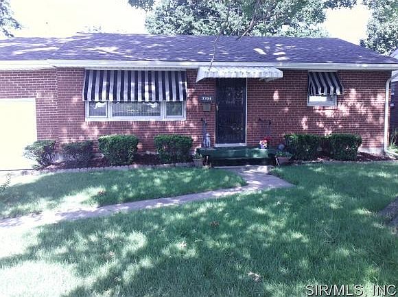 1st image of 3204 Carlson Ave
