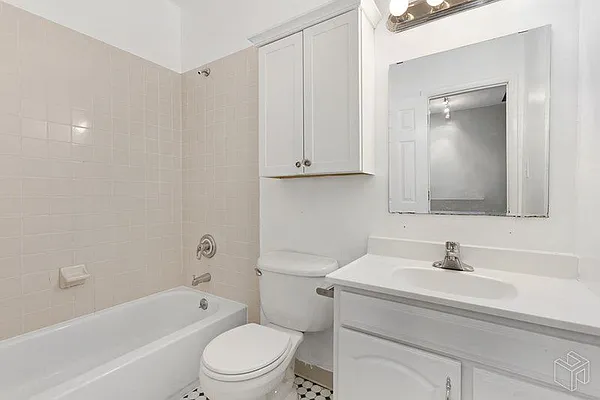 Rented by Halstead Real Estate | media 4