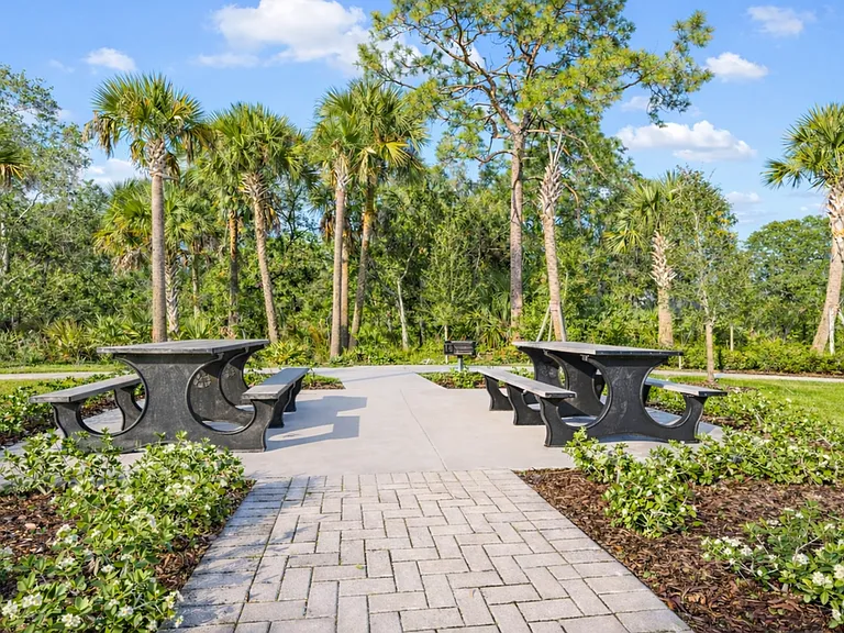 Ravinia St. Lucie — Photo 27