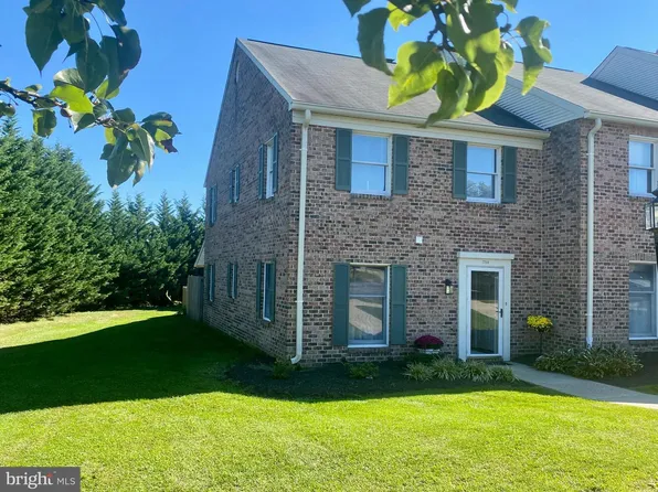 758 E Main St, Dallastown, PA 17313